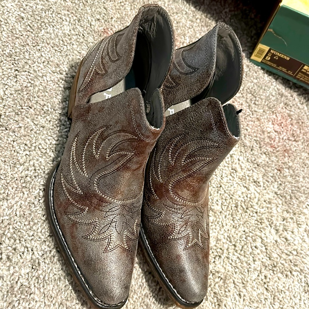 Roper Ankle Boot